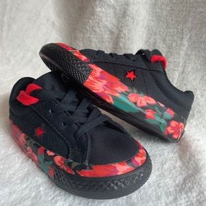 Kids Black and Red Rose Converse